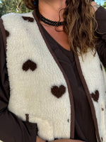 Gilet sans manches fausse fourrure à cœurs – Taille unique ⭐️