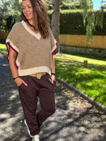 Pull sans manches col V – Maille douce – Taille unique ⭐️