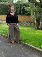 Pantalon large velours côtelé – Taille unique jusqu’au 46 – Taupe ou chocolat 🖤