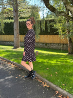 ★ Robe fluide à pois – col rond, manches longues