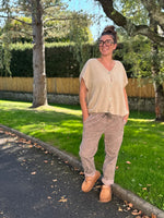 Gilet sans manches – Beige, gris chiné – Taille unique jusqu’au 48
