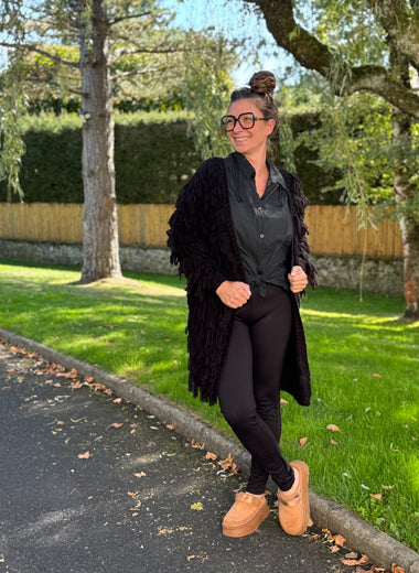 Gilet à poils tout doux – noir ou blanc cassé
