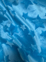 Duo Minky personnalisé – Couverture + Coussin – Loulou l’Étoile