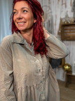 Robe en velours côtelé – Loulou l’Étoile ★ Made in Italy