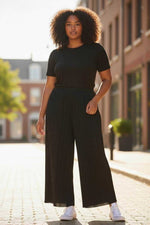 Pantalon plissé noir irisé – Fluide & taille élastique – TU jusqu’au 56